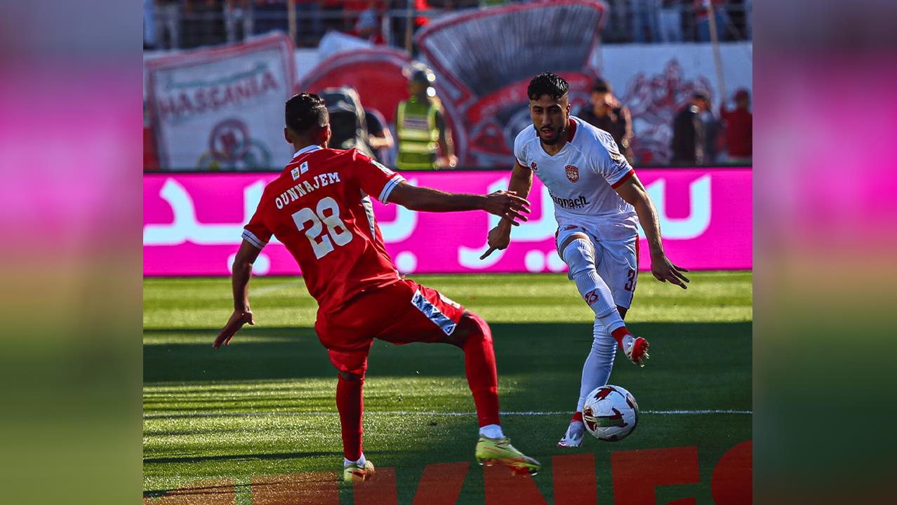 ​البطولة الاحترافية.. تعادل سلبي يخيّم على قمة “أدرار” بين حسنية أكادير والنادي المكناسي