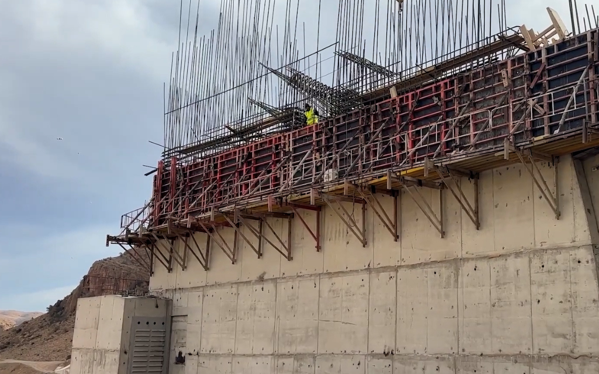 سد محمد الخامس يرفع قدرته التخزينية إلى مليار متر مكعب… 69% من الأشغال أُنجزت