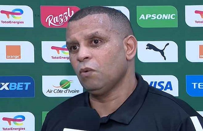 بنمحمود يرفض الاستمرار في عرين “الأسود” ويتمسك بالرحيل