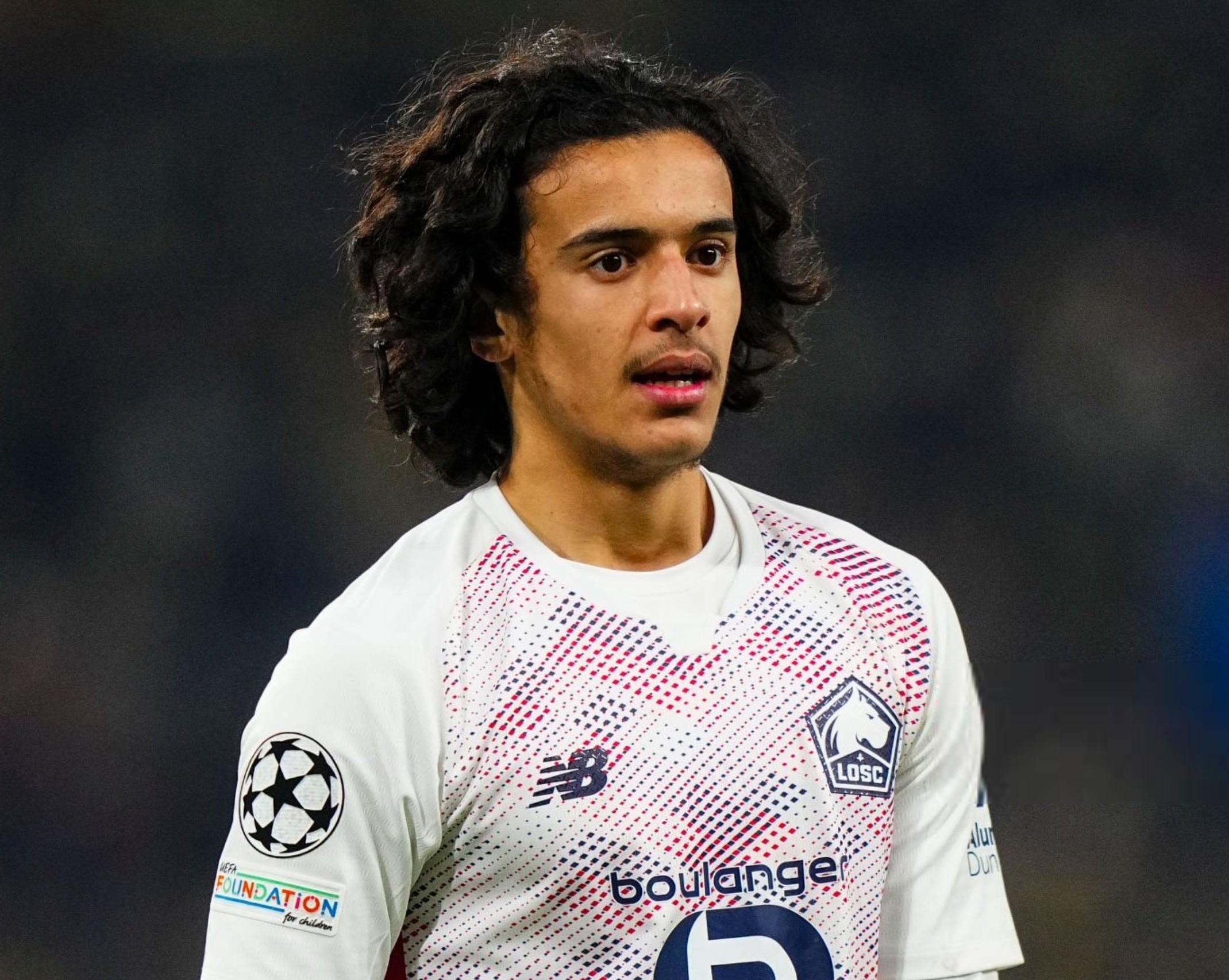 أسد أم ديك؟.. أيوب بوعدي يرفض التسرع في حسم مستقبله الدولي