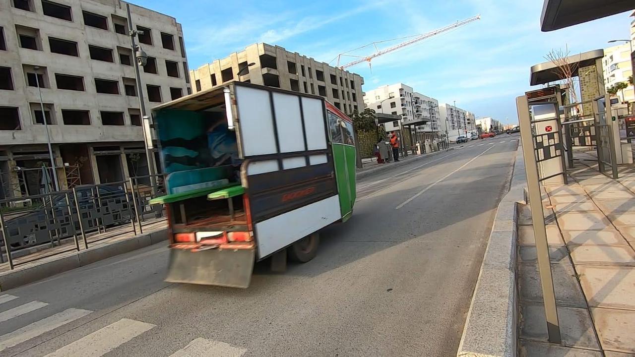 الدار البيضاء.. “أمن الرحمة” ينهي فوضى صاحب “تريبورتور” في مرر الباصواي