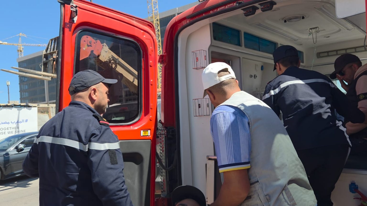 ​مواجهات عنـ.يفة ترافق عملية هدم بدوار “الصريدي” في عين الشق بالدار البيضاء