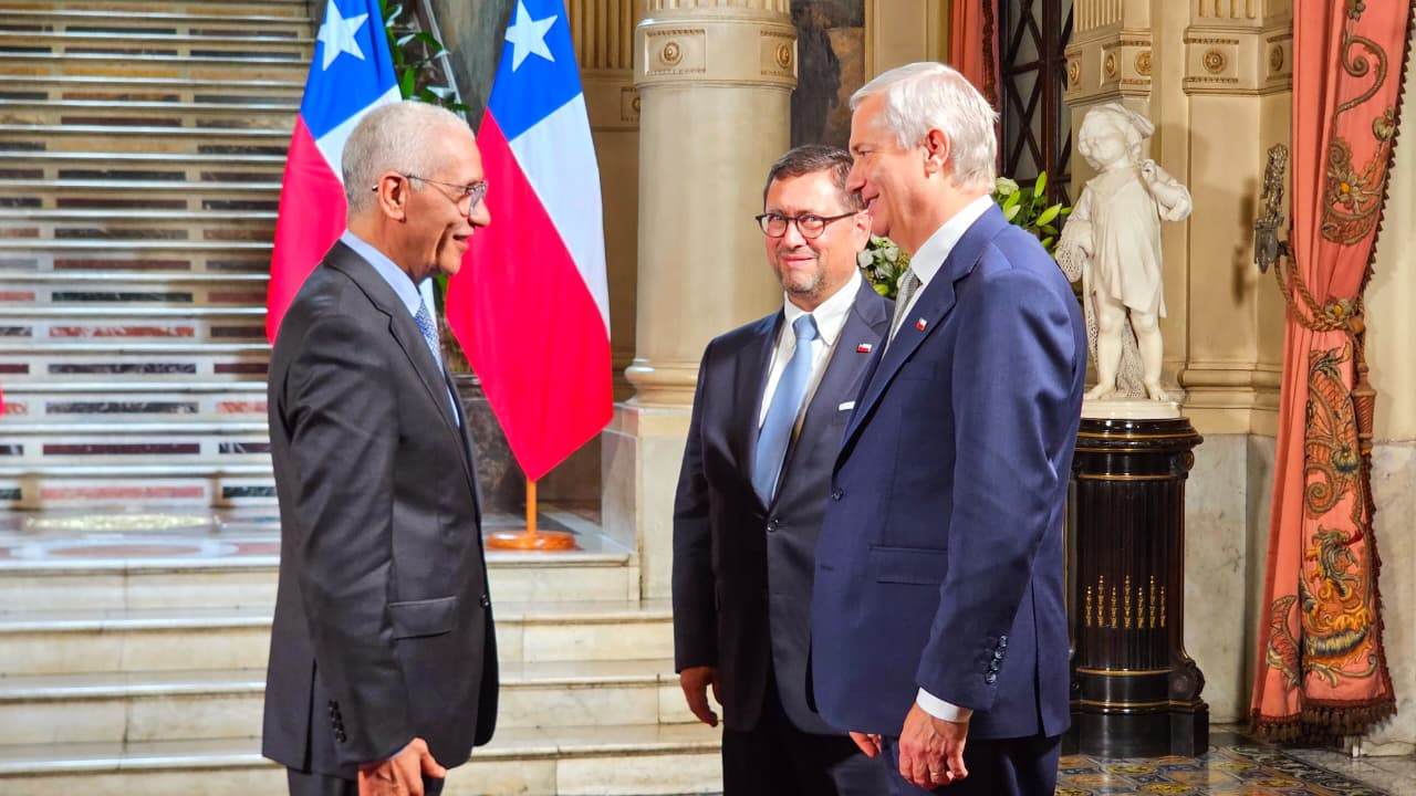 الرئيس الشيلي يستقبل الطالبي العلمي ممثل جلالة الملك في مراسم تنصيبه