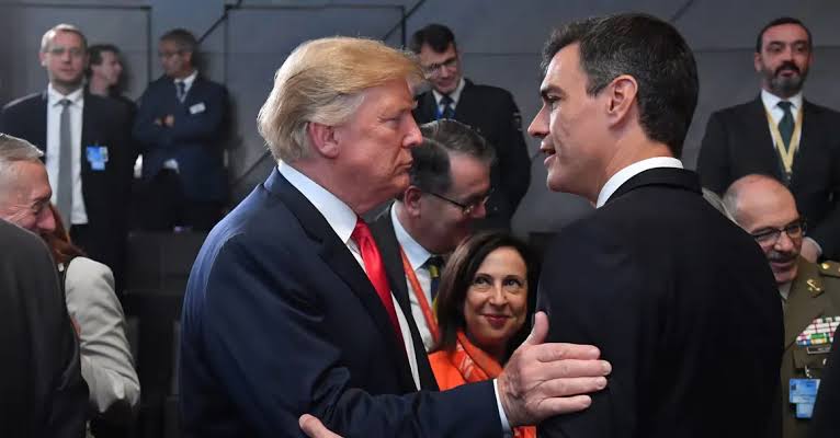 ترامب يعلن “القطيعة التجارية” مع إسبانيا.. القواعد العسكرية تفجر أزمة كبرى بين واشنطن ومدريد