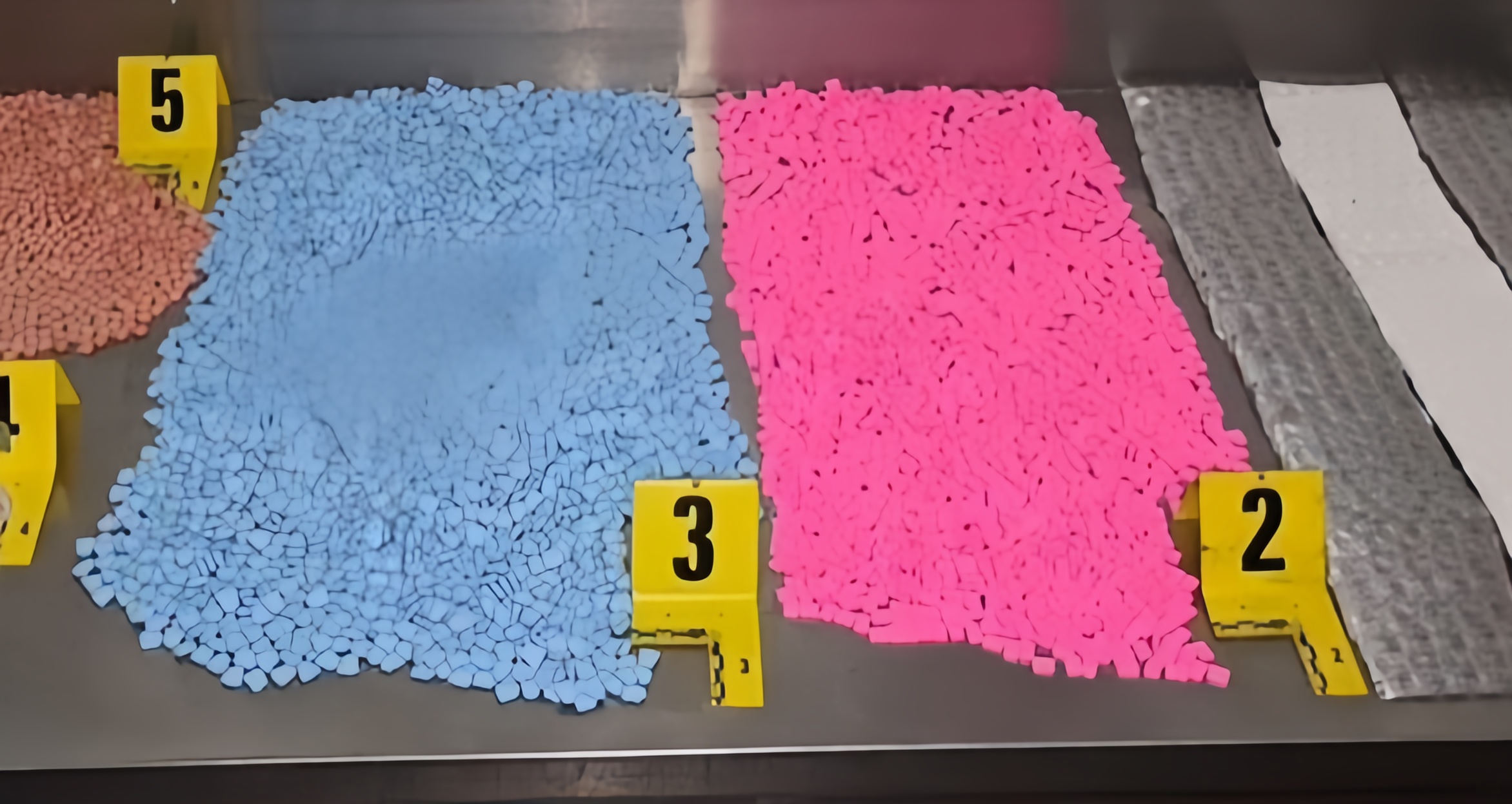 ​أمن أكادير يجهض مخططاً لإغراق المدينة بآلاف الأقراص المهلوسة والكوكايين