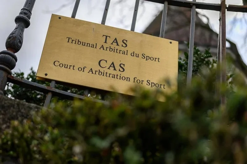 بعيدا عن الضجيج.. هذه هي السيناريوهات القانونية لملف “المغرب والسنغال” أمام محكمة (TAS)