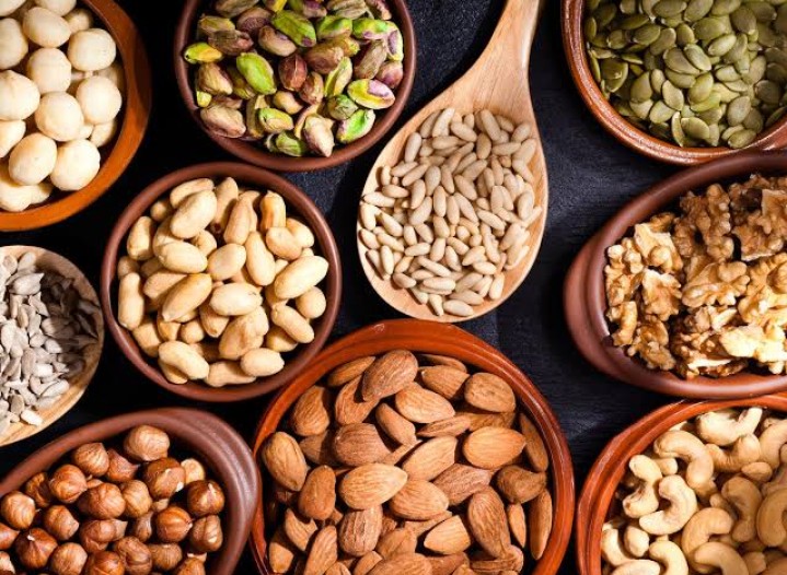 8 مكسرات وبذور غنية بالبروتين لتعزيز طاقتك اليومية