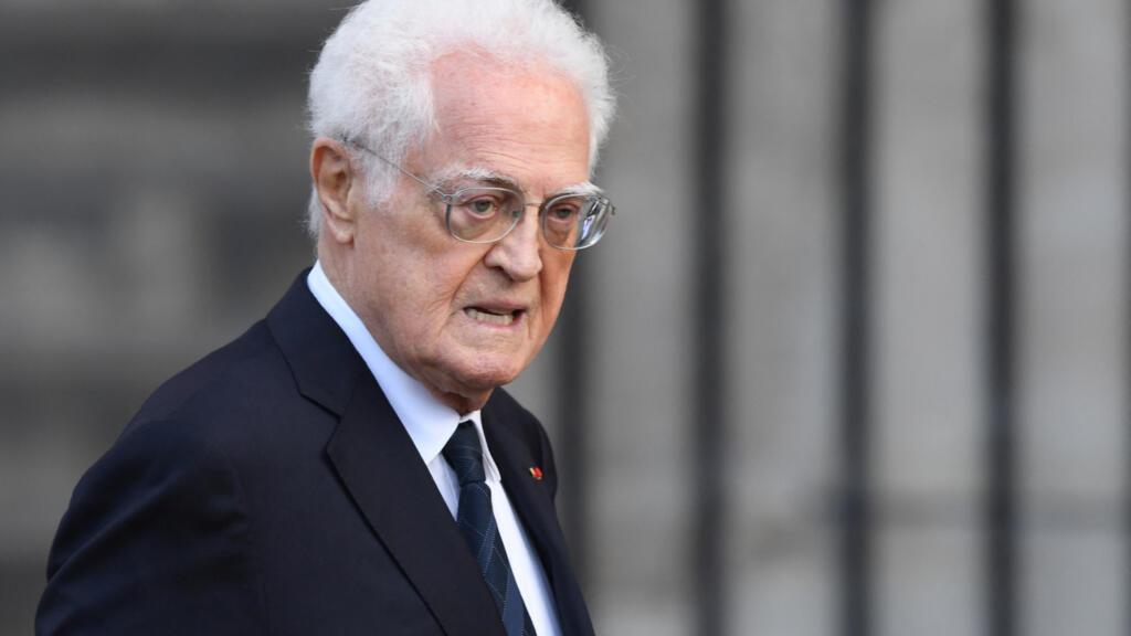 وفاة رئيس الوزراء الفرنسي الأسبق ليونيل جوسبان عن 88 عاما