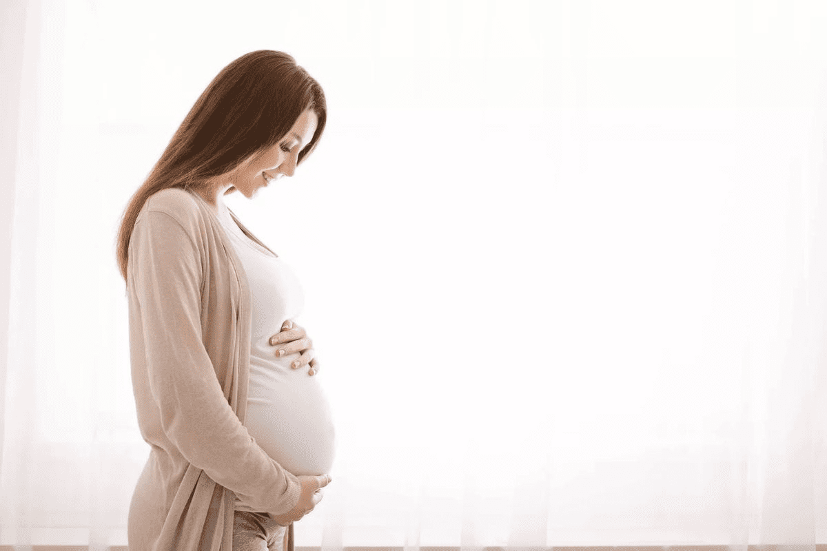 الصيام والحوامل.. إرشادات طبية تحدد من تستطيع الصوم بأمان