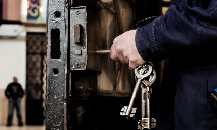 عقوبة بدون سجن؟.. هذه حصيلة ستة أشهر من نظام “العقوبات البديلة في المغرب