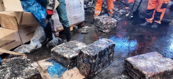 إحباط تهريب أزيد من 3.9 أطنان من الشيرا بميناء طنجة المتوسط