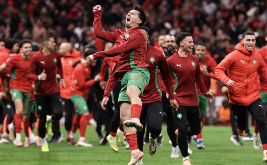 تتويج “الأسود” بالكان يُشعل تفاعل المشاهير