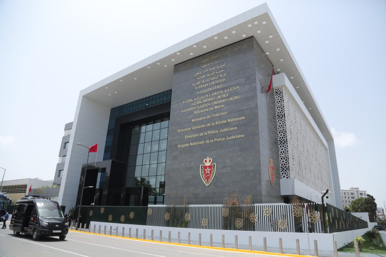 ” انفجار العجلات” يفرمل طموح المهربين.. إحباط تهريب طن و190 كيلوغراماً من الشيرا ببوزنيقة