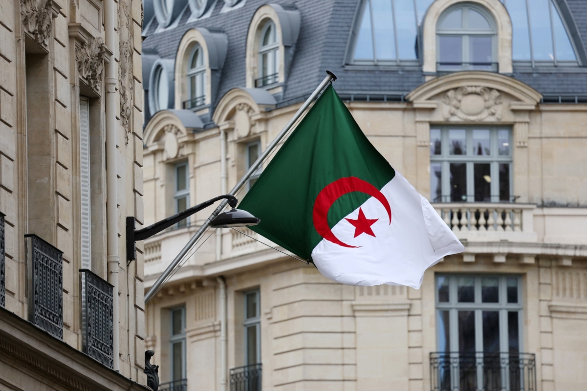 خطر الجزائر على المجالين المالي والأمني الأوروبي.. هل تقود باريس التحرك؟ 