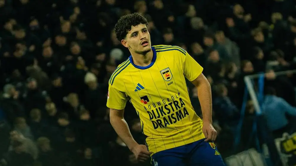 إسماعيل باعوف يقترب من تتويج فردي مرموق في الدوري الهولندي