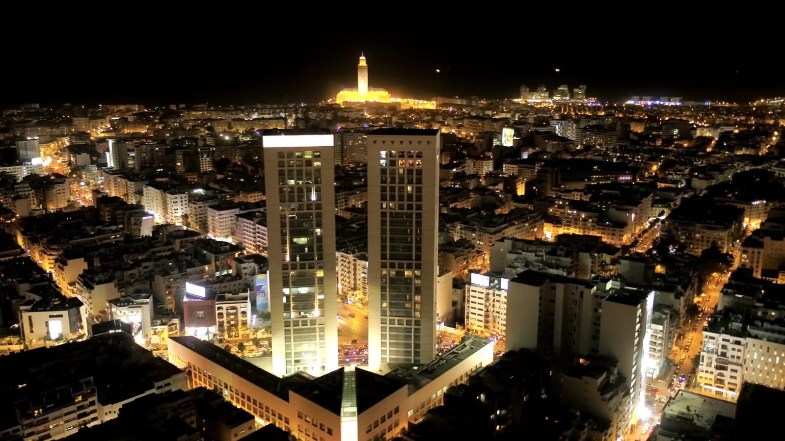 الدار البيضاء. قلق في صفوف تجار القرب بسبب حملات الإغلاق في 11 ليلا والساعة الإضافية