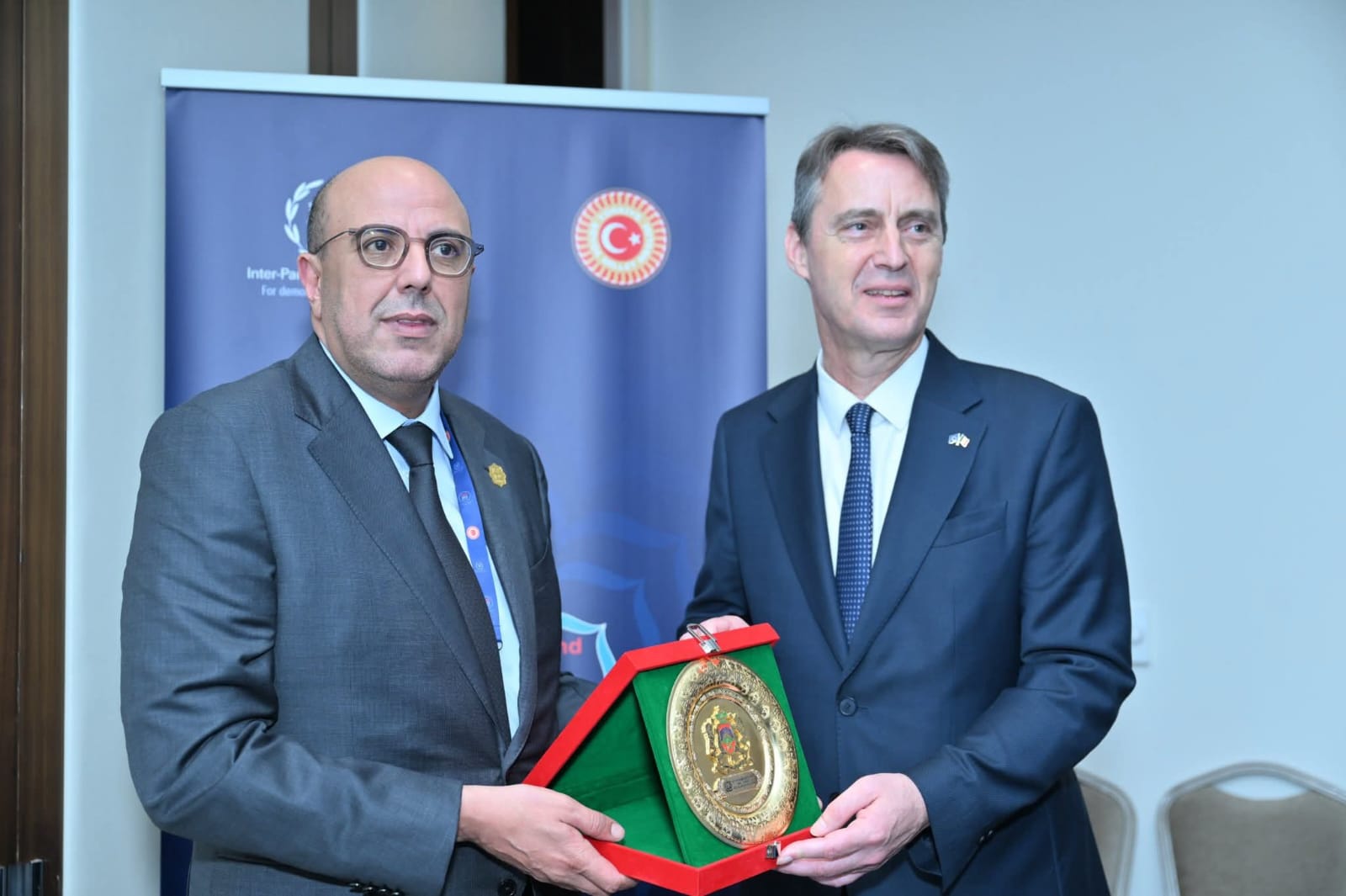 إسطنبول.. رئيس مجلس الشيوخ البلجيكي يجدد دعم بلاده للحكم الذاتي تحت السيادة المغربية 