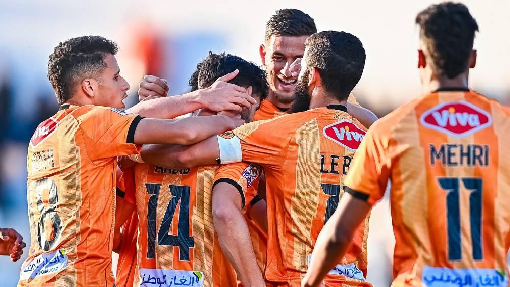 في مباراة السبعة أهداف.. نهضة بركان يقتنص فوزاً ثميناً من اتحاد تواركة