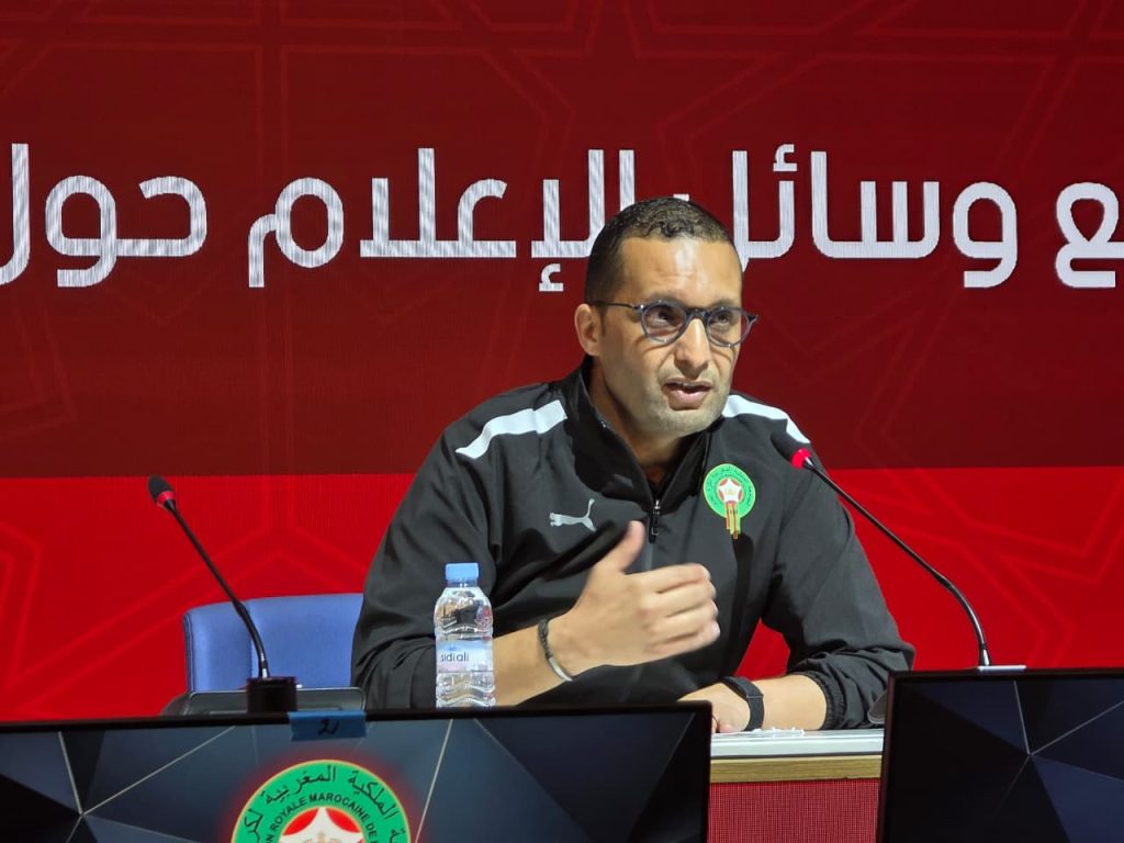 ثورة رقمية في الصافرة المغربية.. رضوان جيد يكشف عن “كاميرا الحكم” ومنصة لتحليل الأداء