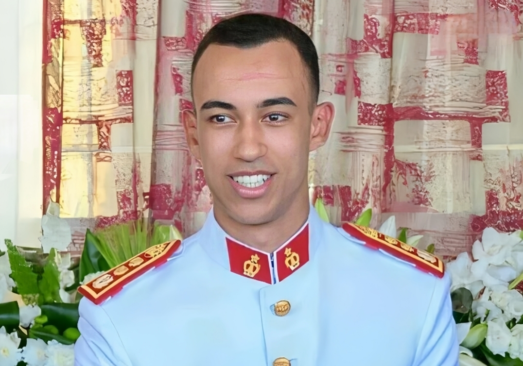 الشعب المغربي يحتفل بالذكرى الـ 23 لميلاد ولي العهد الأمير مولاي الحسن