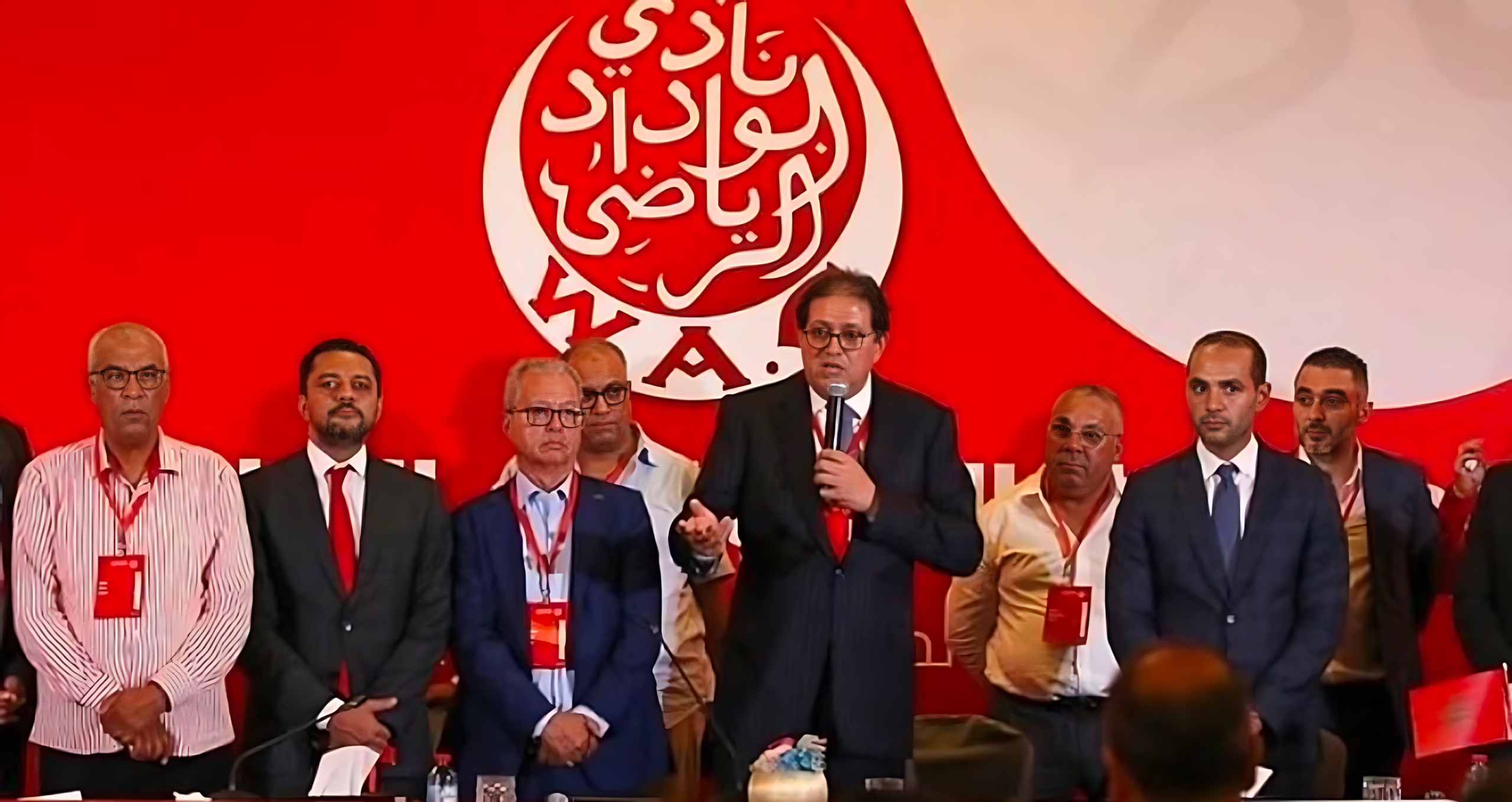 ​رسميا.. المكتب المديري للوداد الرياضي يعلن الاستقالة الجماعية ويفتح باب الترشح للرئاسة