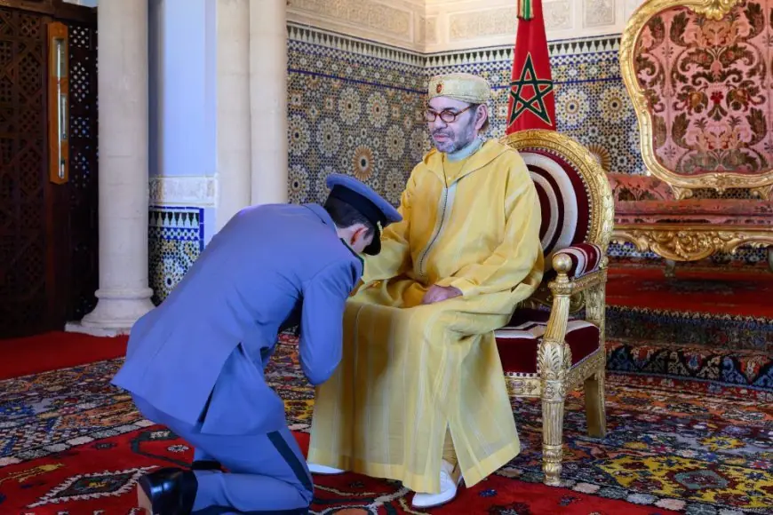الملك يعيّن ولي العهد الأمير مولاي الحسن منسقاً للقيادة العامة للقوات المسلحة الملكية