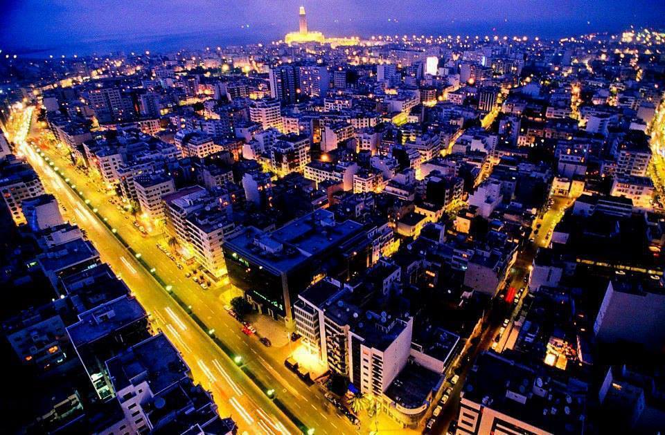 ليل المعاريف بالبيضاء ينزلق للخطر.. “حشيش” و”بوفا” و”كودايين” وجرّ للقاصرين لدوامة الإدمان