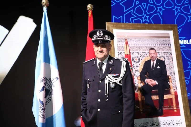 رئيس المنظمة الدولية للشرطة الجنائية يشيد بالرؤية الملكية لتحديث الشرطة المغربية