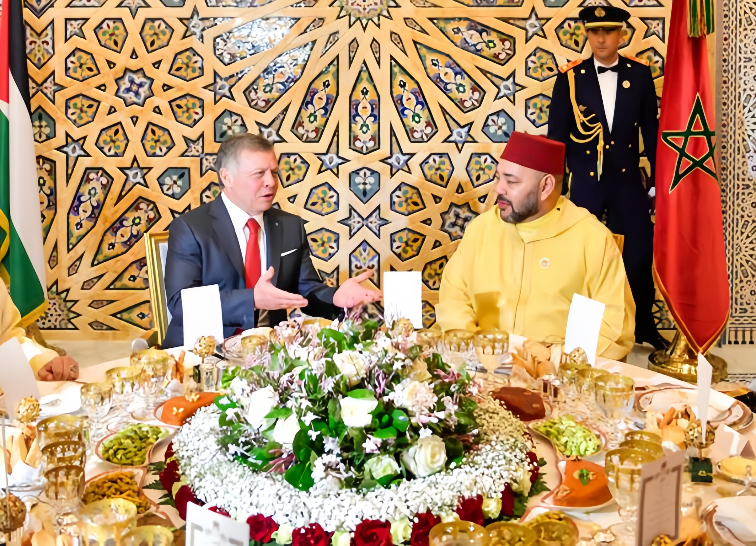 الملك محمد السادس يهنئ العاهل الأردني والملكة رانيا بمناسبة ذكرى الاستقلال