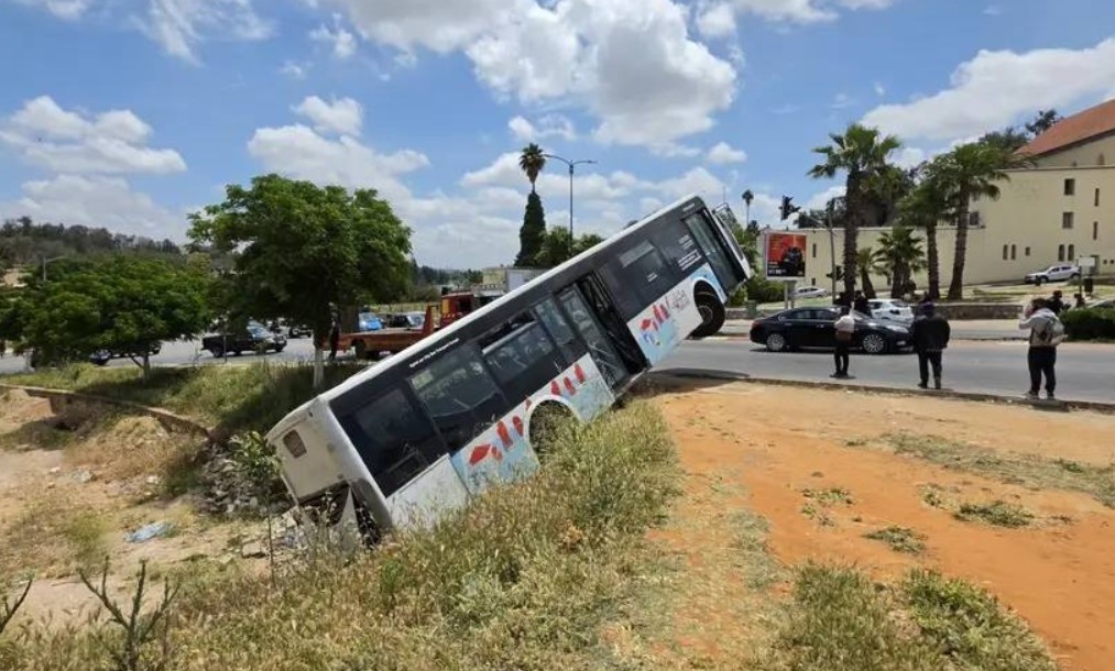 تفاصيل حادث “غريب” لحافلة نقل حضري بمكناس