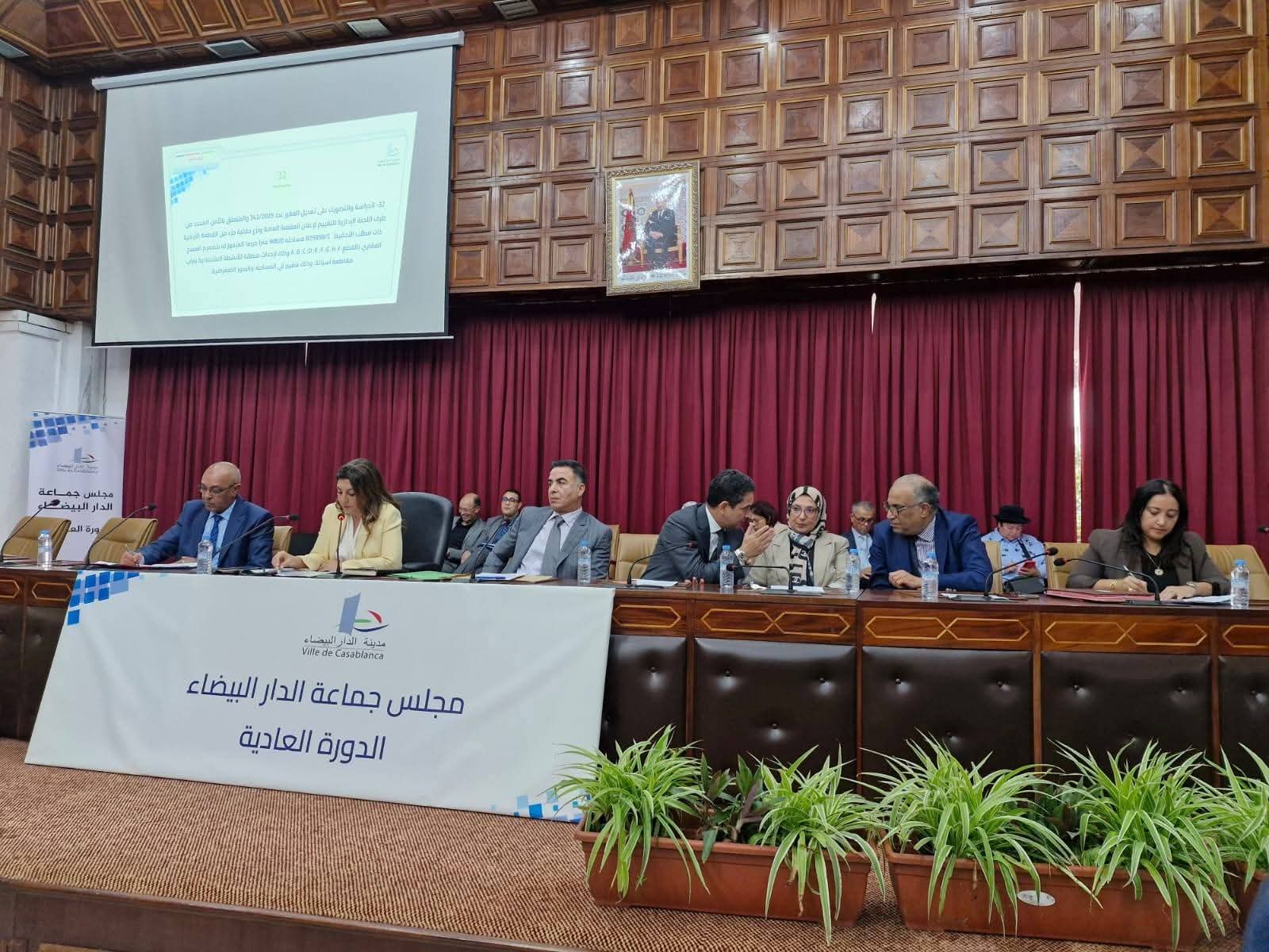 جماعة البيضاء تطمئن تجار جوطية درب غلف : لا ترحيل والسوق في طريقه لإعادة الهيكلة 