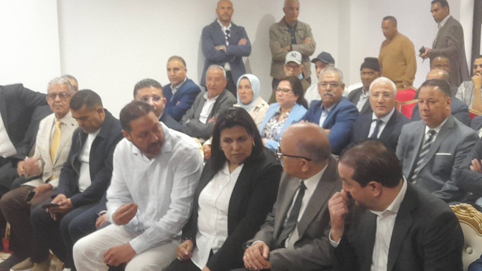 شوكي يفتتح المقر الإقليمي لـ الأحرار بالقنيطرة ويزكي حاتم برقية وكيلاً للائحة الحزب 