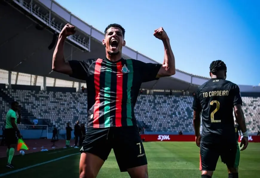 الجيش الملكي يحسم “كلاسيكو” الوداد وينفرد بصدارة البطولة الاحترافية