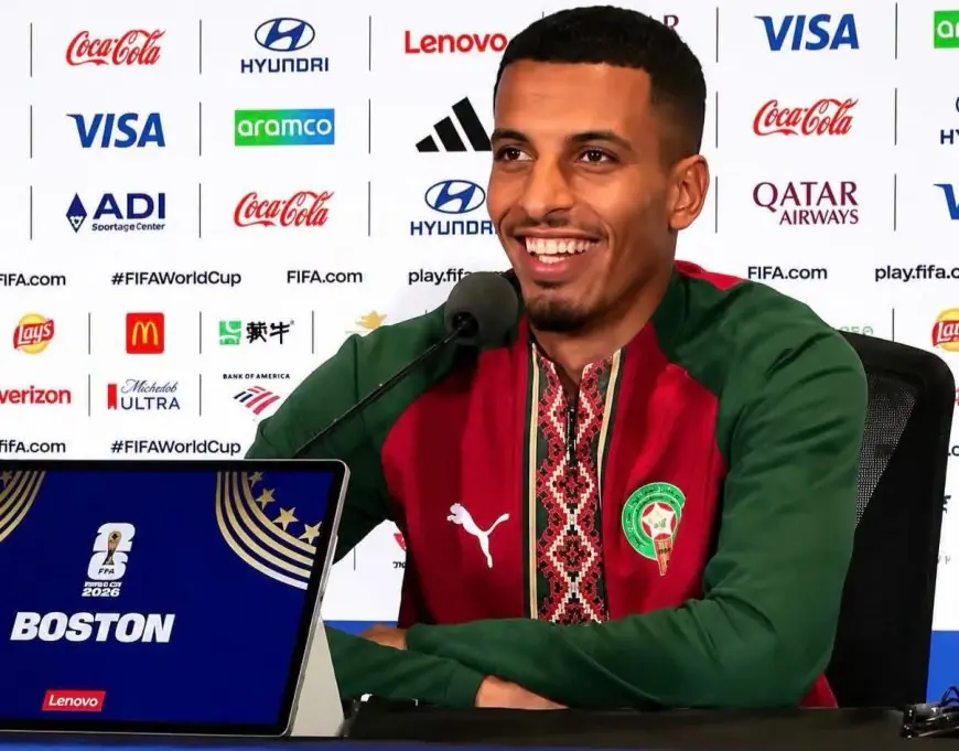 أوناحي يشيد بلقجع: عاشق للمستديرة ولو أتيحت له الفرصة لدخل الملعب معنا 