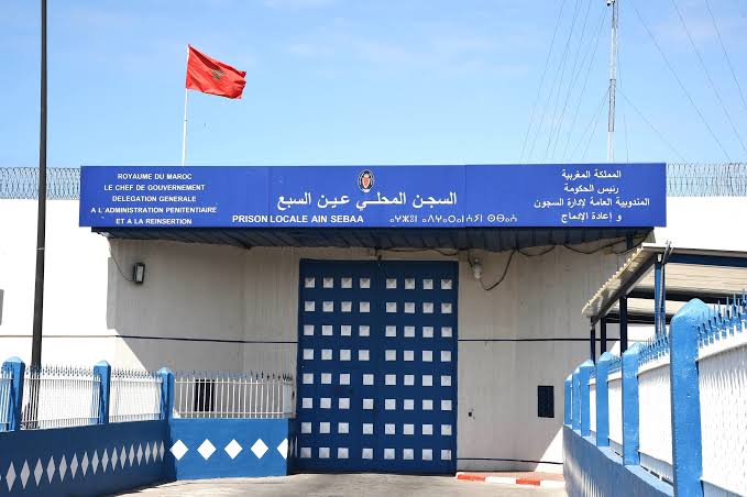 عكاشة يستقبل 16 متهما في قضية “عصابة الملثمين” التي روعت بوسكورة