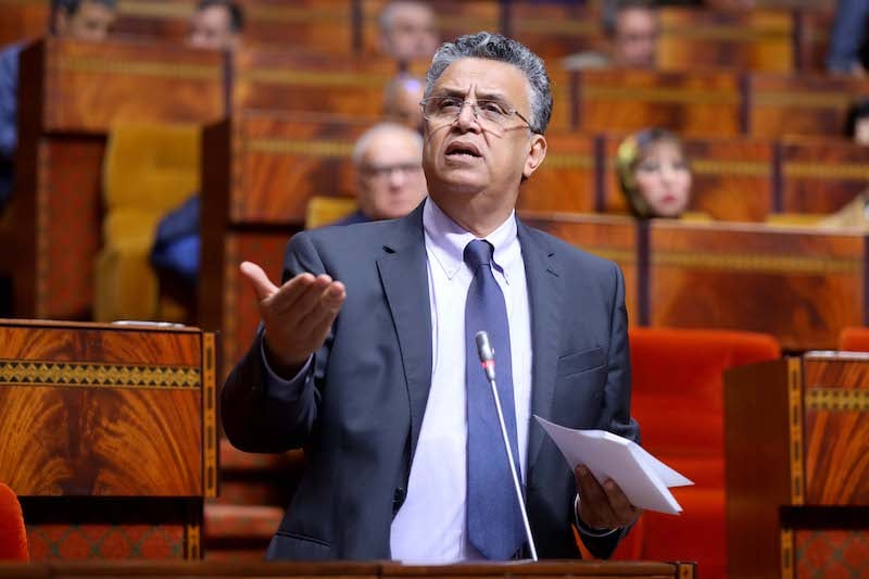 تفاصيل غضبة الوزير وهبي في البرلمان.. 60 محامياً متابعاً وموظفون في السجن بسبب مافيا العقار 