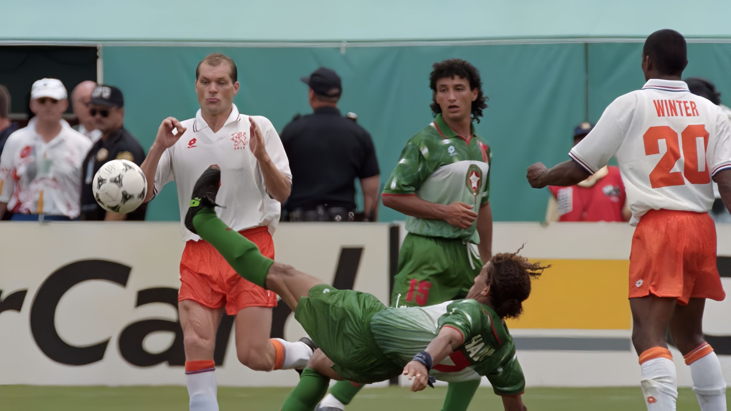 بين ذكريات 1994 وطموح 2026.. هل يثأر أسود الأطلس من الطواحين الهولندية؟