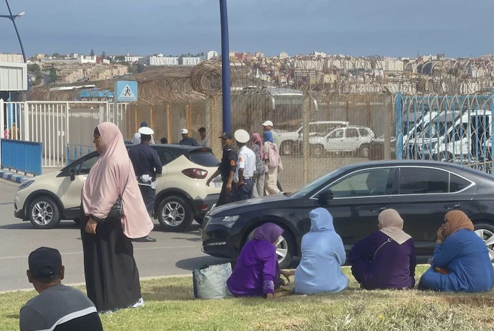 تطورات متسارعة في سبتة.. مغادرة 25 ألف مهاجر وارتفاع عدد الضحايا إلى 34