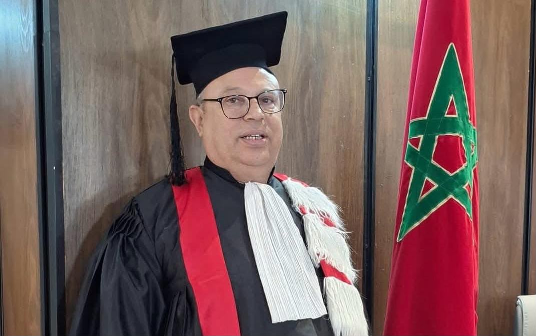 في عضويتها الدكتور أريري تنصيب أعضاء اللجنة المؤقتة لتدبير «المجلس الوطني للصحافة»