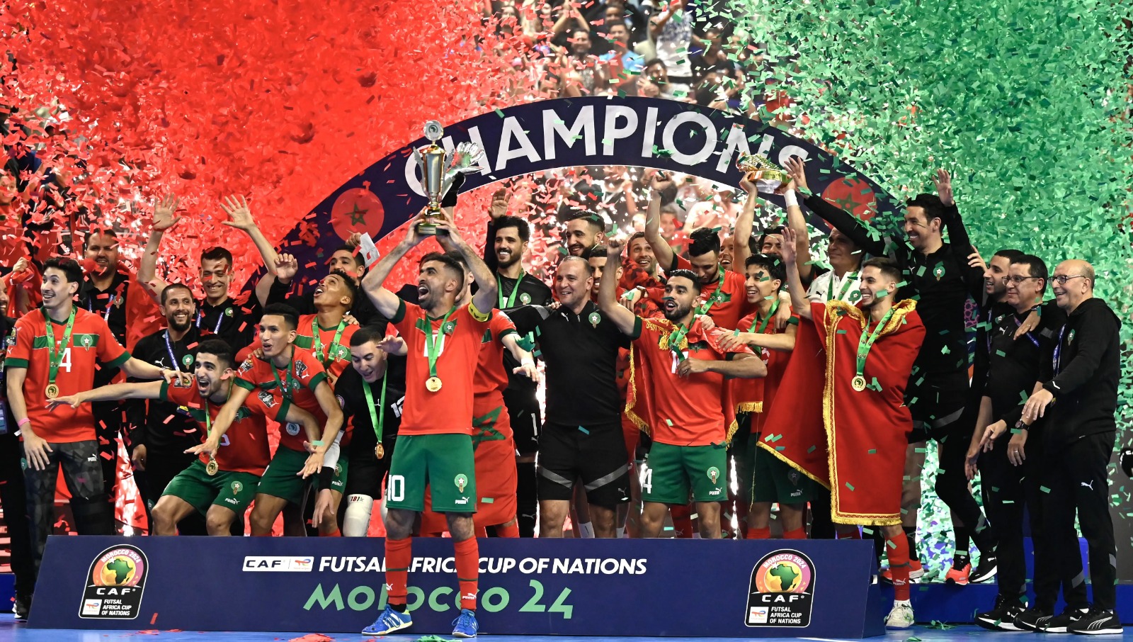 “كان” الفوتسال.. المغرب يواجه الجزائر في دور المجموعات.. هل يصبح أبناء الدكيك الأكثر تتويجا في القارة؟؟ “كان” الفوتسال.. المغرب يواجه الجزائر في دور المجموعات.. هل يصبح أبناء الدكيك الأكثر تتويجا في القارة؟؟