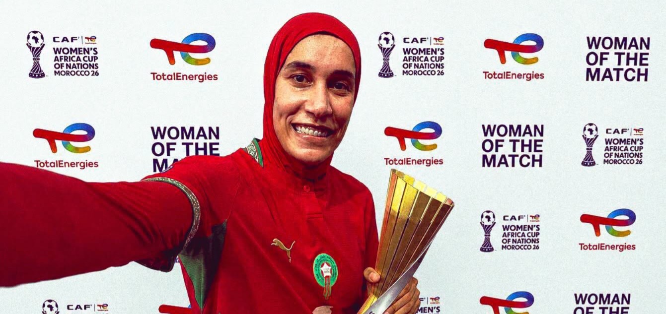 بنزينة تخطف جائزة “الأفضل” أمام جنوب إفريقيا.. صخرة لبؤات الأطلس تقود المغرب للمونديال
