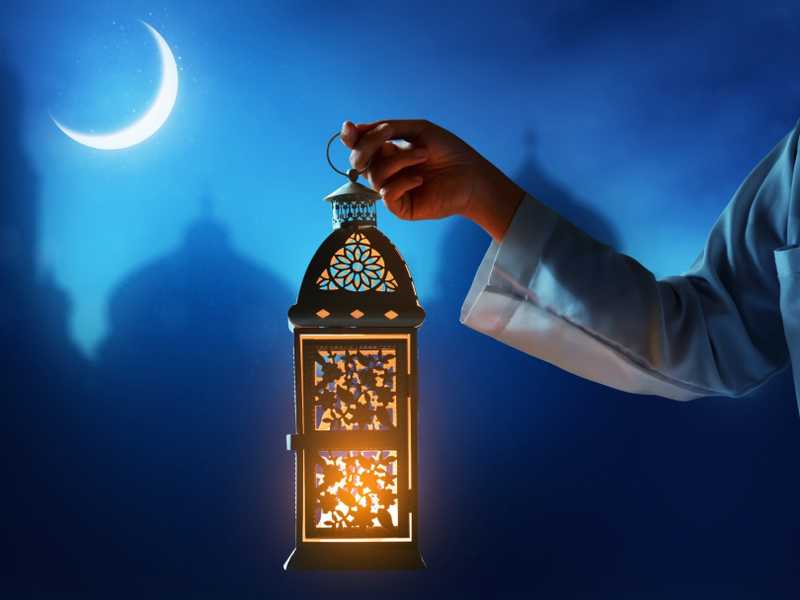 رسمياً.. وزارة الأوقاف تعلن موعد عيد المولد النبوي الشريف بالمغرب