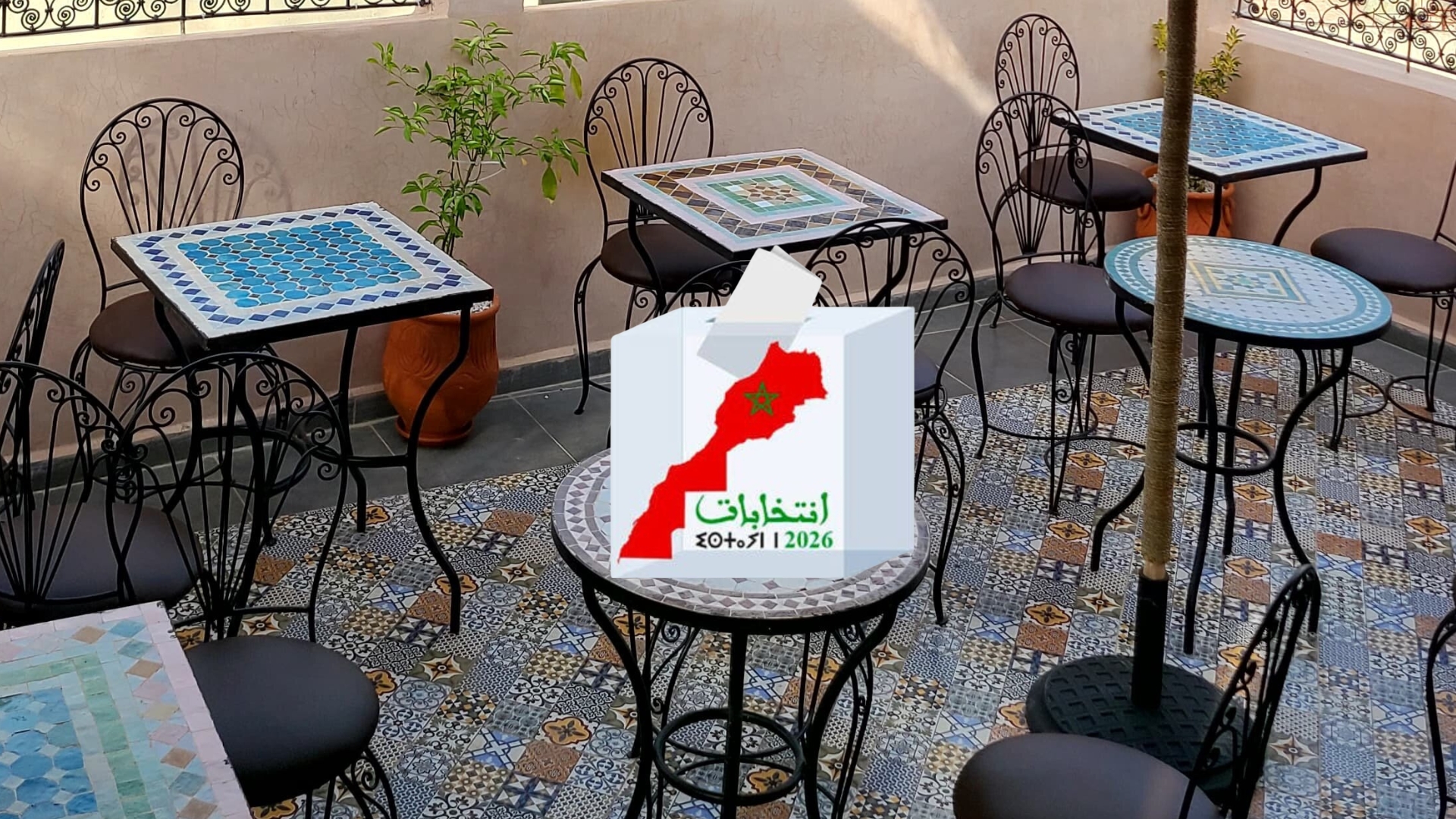 مقاهي فاس تتحول إلى فضاءات للنقاش السياسي بشأن الانتخابات التشريعية