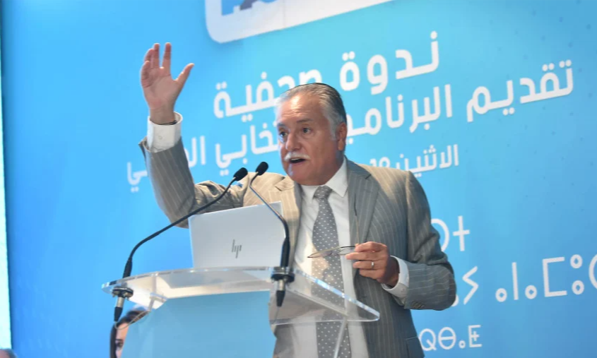 نبيل بنعبد الله يتقمص دور “المنقذ” في الحكومة المقبلة