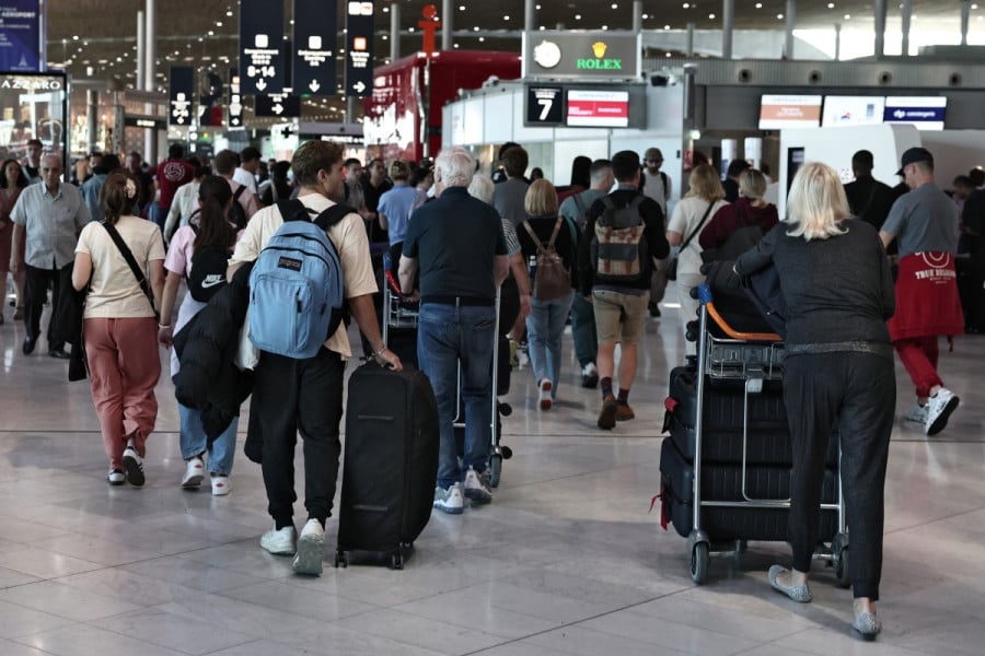 “مطارات المغرب” تسجل أرقاماً قياسية تاريخية في صيف 2026 ومطار كازا في الصدارة
