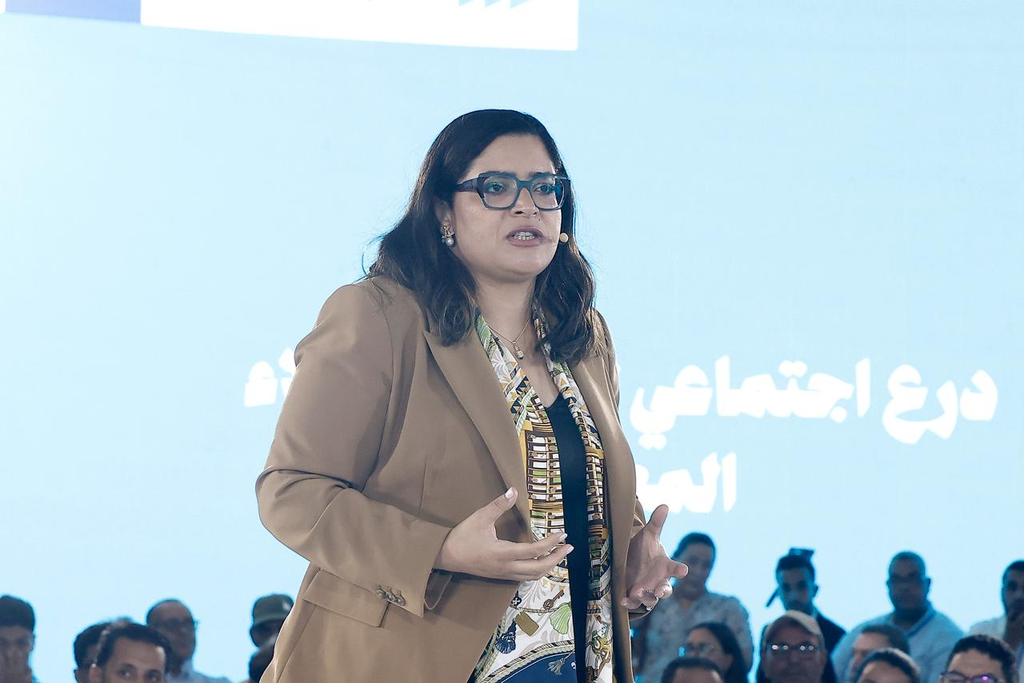 سلمى بنعزيز ناطقة رسمية باسم “الأحرار” خلال الحملة الانتخابية