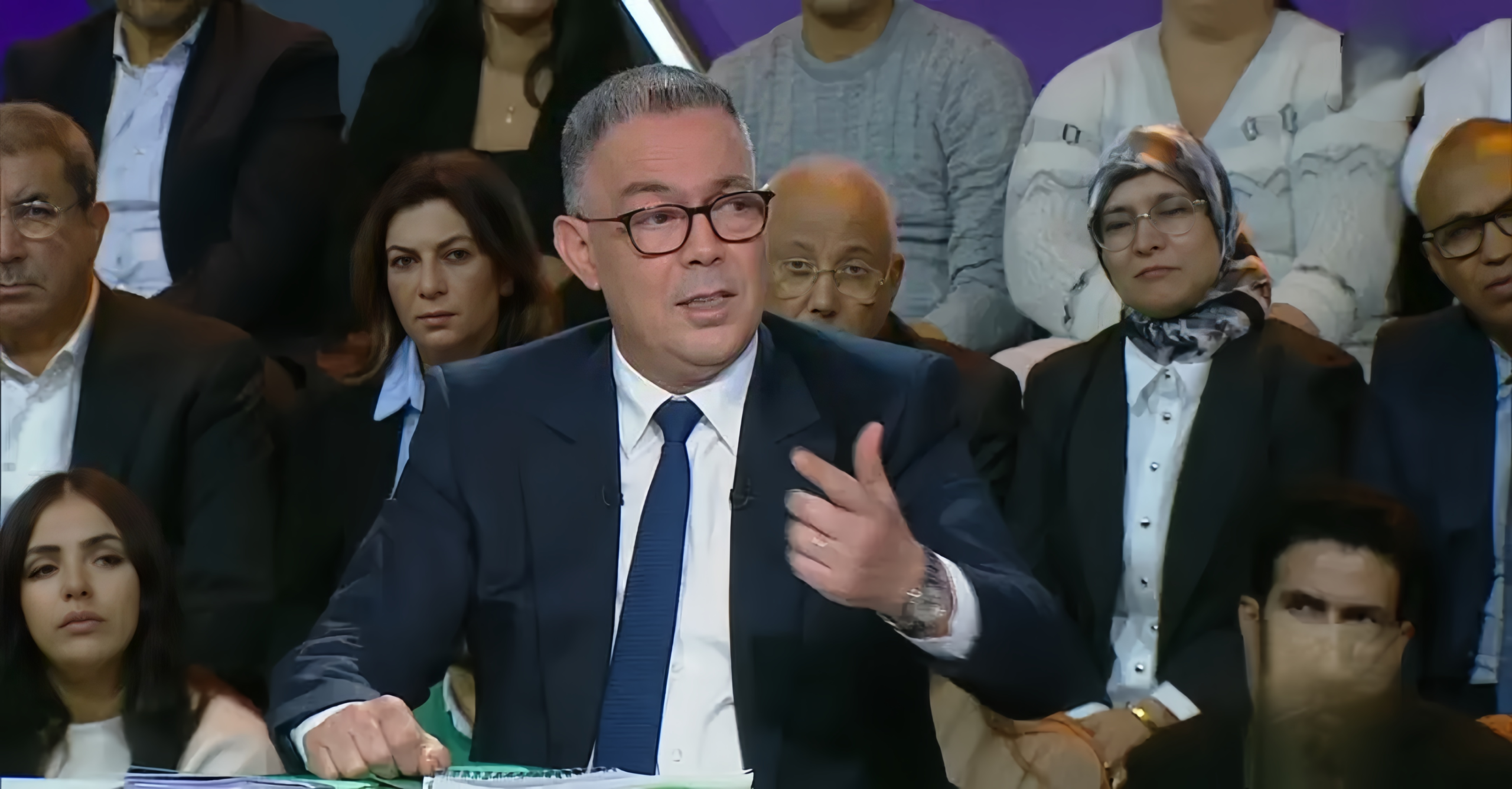 لقجع يكشف تفاصيل رفع معاشات المتقاعدين إلى 3000 درهم.. والدولة تتحمل الكلفة