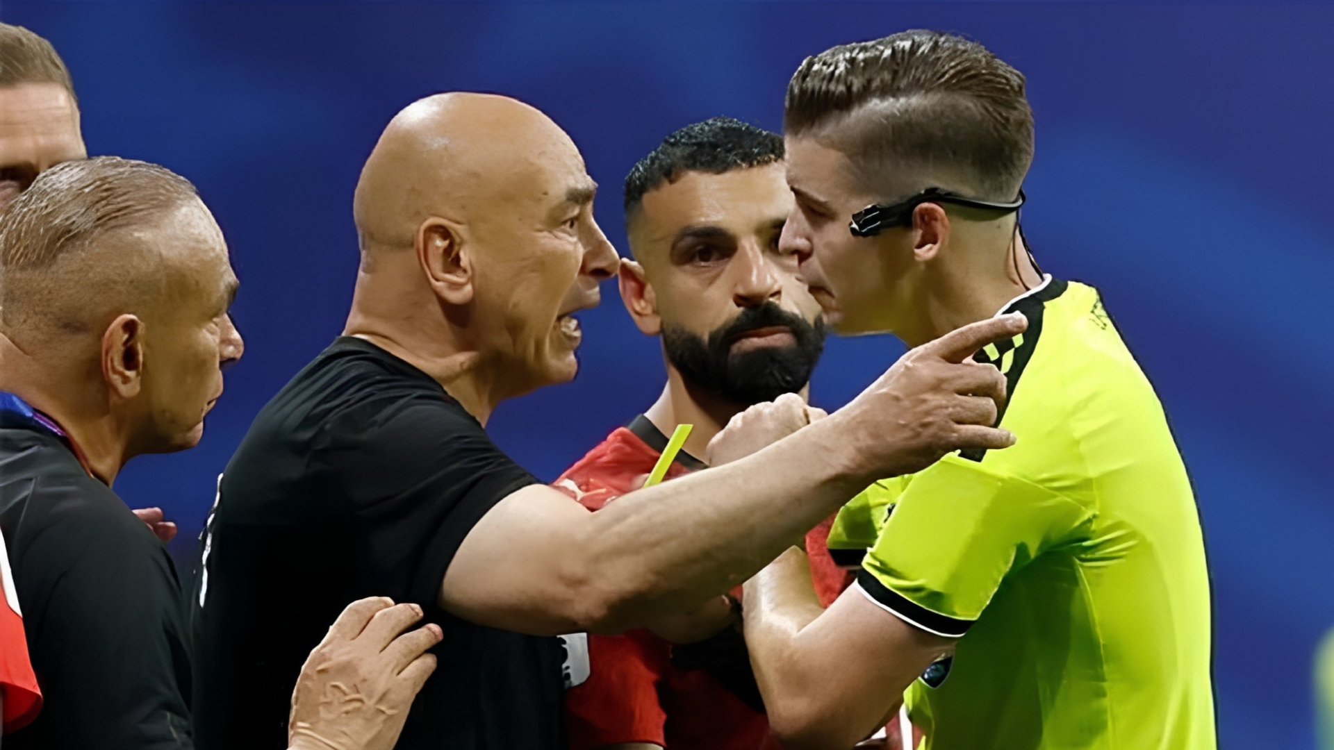 على خلفية أحداث المونديال.. فيفا يعلن توقيف حسام حسن