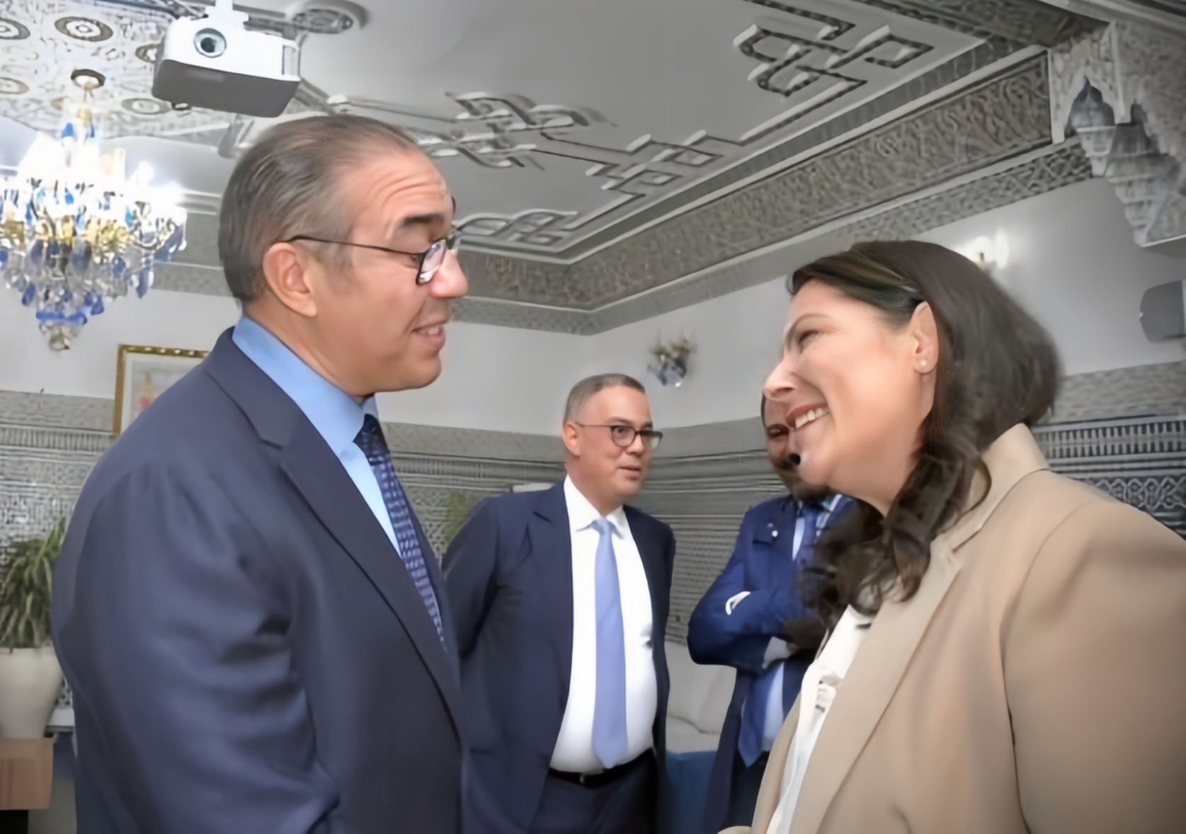 «لسنا رقماً مكملاً».. هل يذهب أوزين بـ«الحركة الشعبية» إلى المعارضة؟