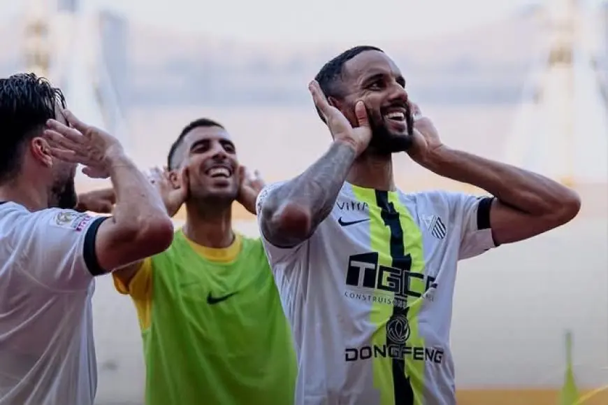 المغرب الفاسي يهزم أسيك ميموزا ويحجز مقعده في مجموعات دوري الأبطال